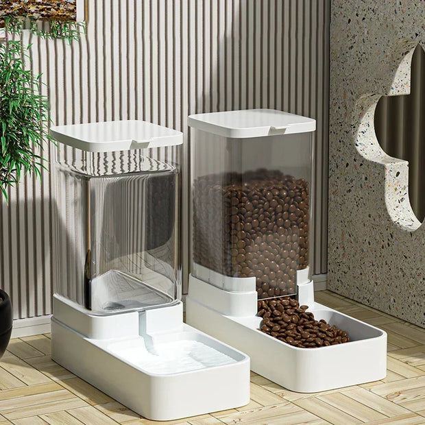 Pet automatic feeder